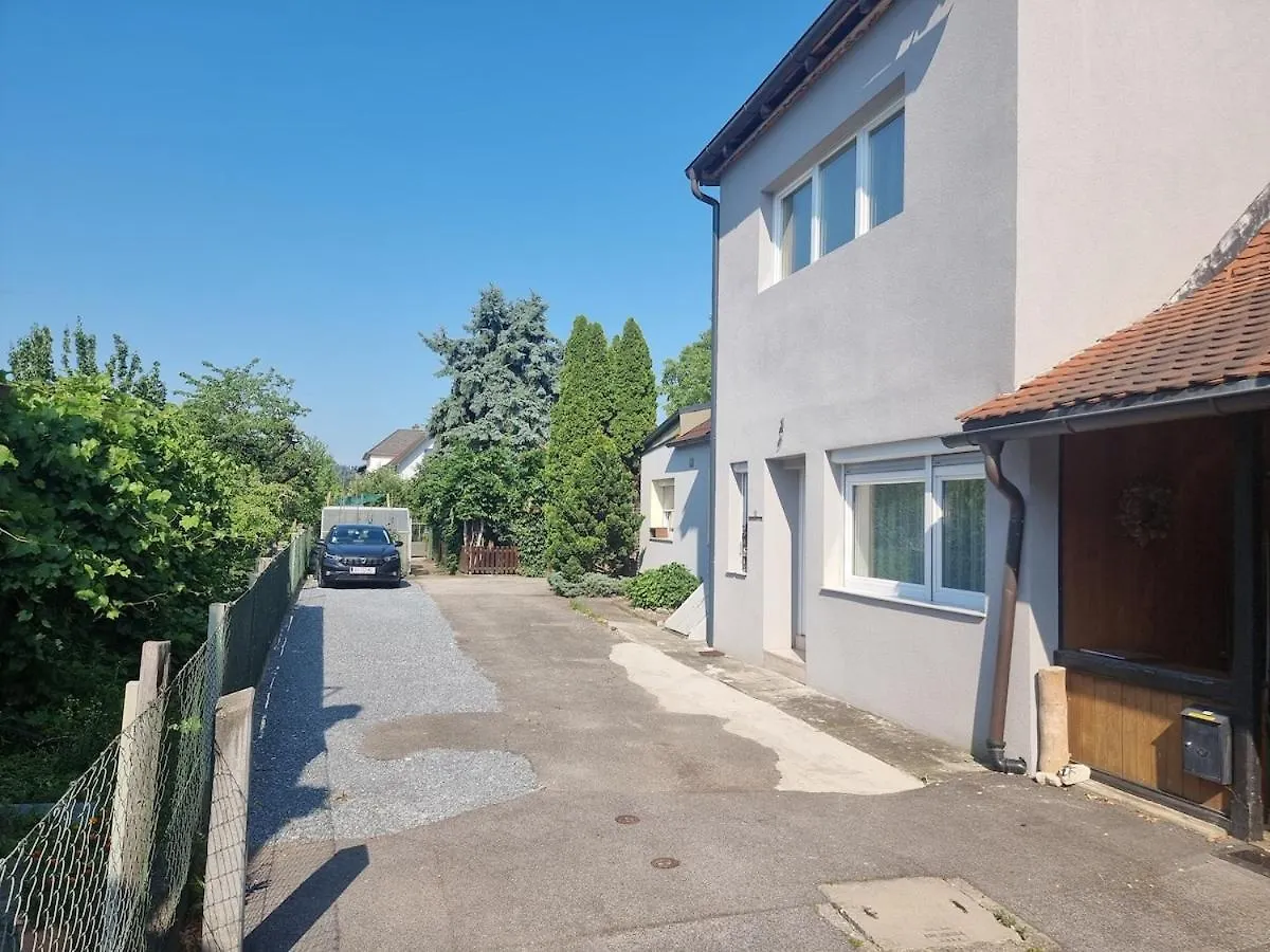 Σπίτι διακοπών Haus Mit Garten Und Parkplaetzen Γκρατς