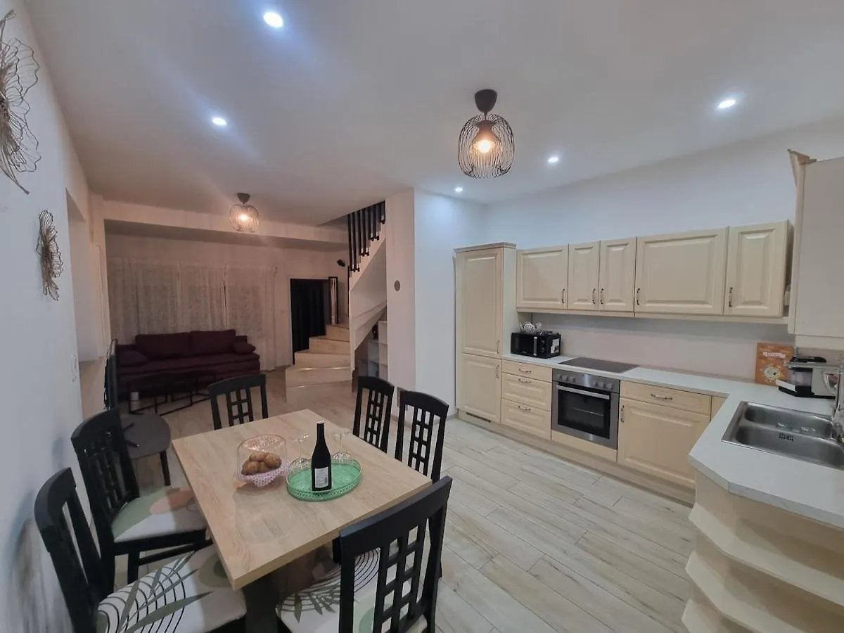 Haus Mit Garten Und Parkplaetzen Γκρατς Αυστρία